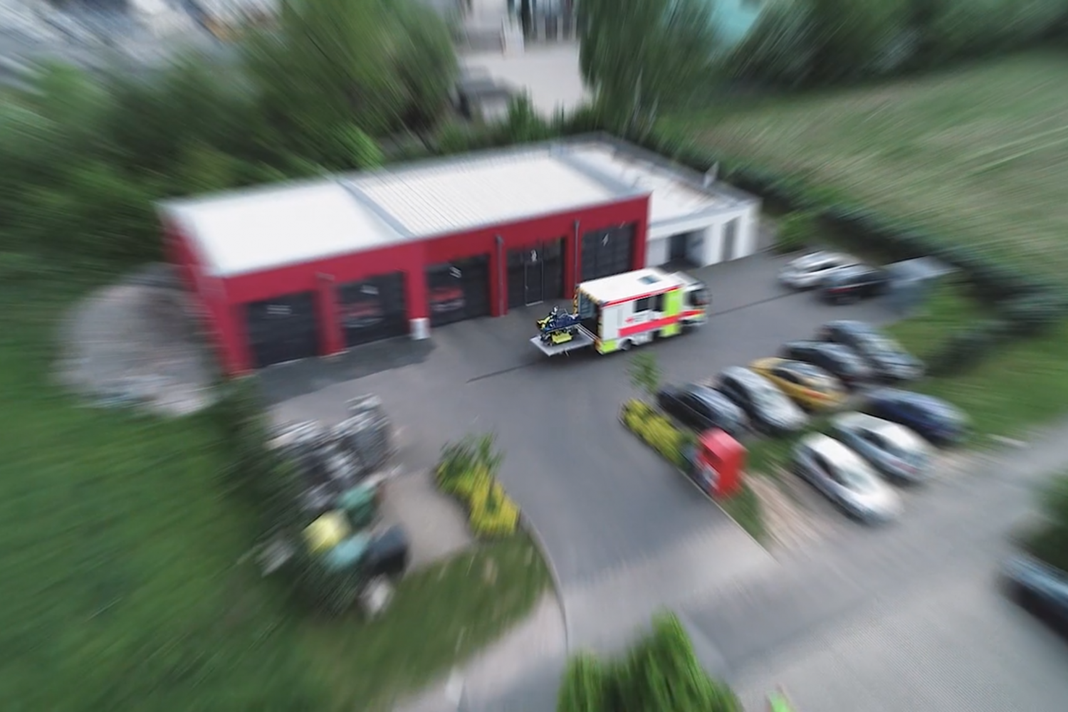 Luftaufnahme Rotkreuz Kassel 4-87-1 Intensivtransport